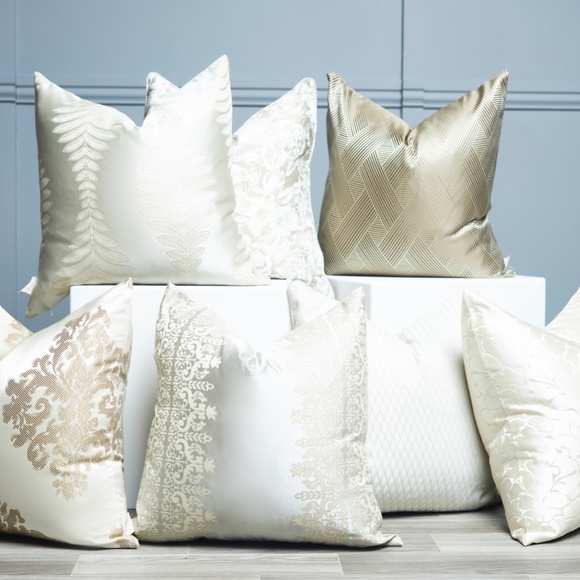 The Hattie Pillow Cover - Picture 2 of 6